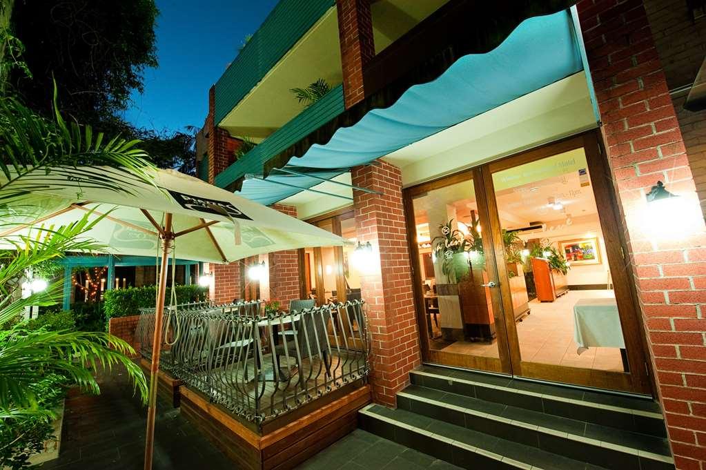 Hotel Ramada By Wyndham Brisbane Windsor Restaurace fotografie