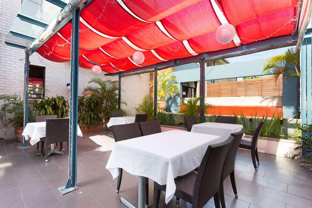 Hotel Ramada By Wyndham Brisbane Windsor Restaurace fotografie