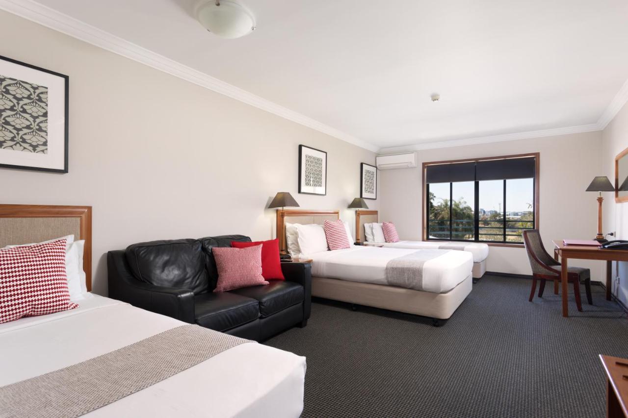 Hotel Ramada By Wyndham Brisbane Windsor Exteriér fotografie