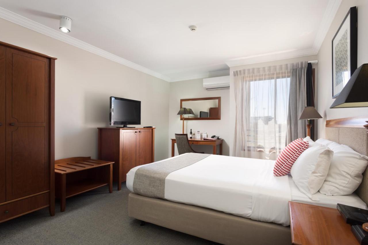 Hotel Ramada By Wyndham Brisbane Windsor Exteriér fotografie