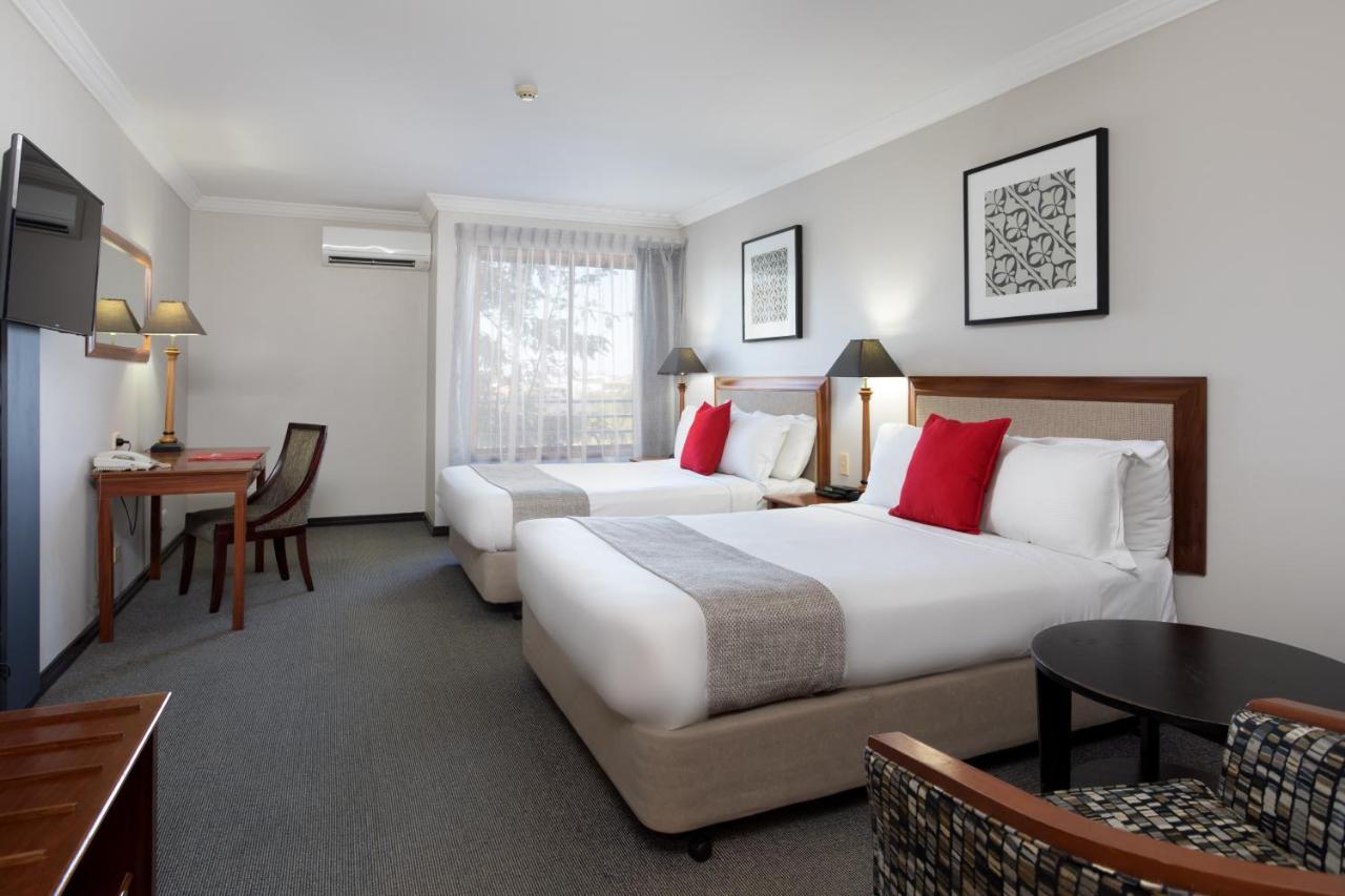 Hotel Ramada By Wyndham Brisbane Windsor Exteriér fotografie