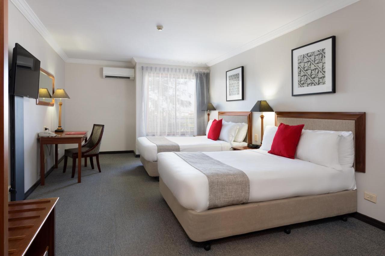 Hotel Ramada By Wyndham Brisbane Windsor Exteriér fotografie